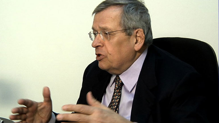 Σύνταξη 700 ευρώ για όλους στα 67 προτείνει ο Στέφανος Μάνος