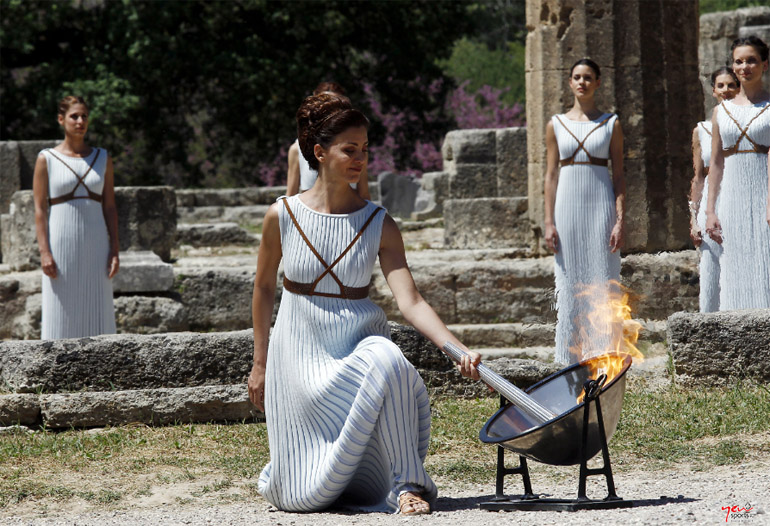 Την Πέμπτη πραγματοποιήθηκε η τελετή αφής της Ολυμπιακής φλόγας στον Ιερό χώρο της Αρχαίας Ολυμπίας...