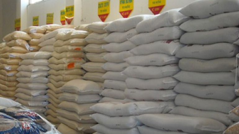 Δέσμευση φορτίου 20 τόνων ζωοτροφών στο τελωνείο του Πειραιά