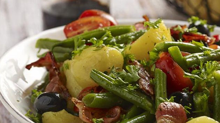 Ιταλική πατατοσαλάτα με αμπελοφάσουλα