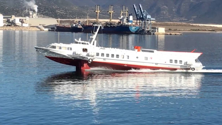 Βλάβη στο «δελφίνι» που συνδέει την Καβάλα με τη Θάσο