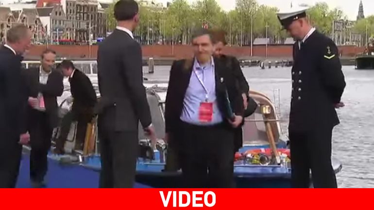 Αέρας στα πανιά του… Αέρας στα πανιά του…