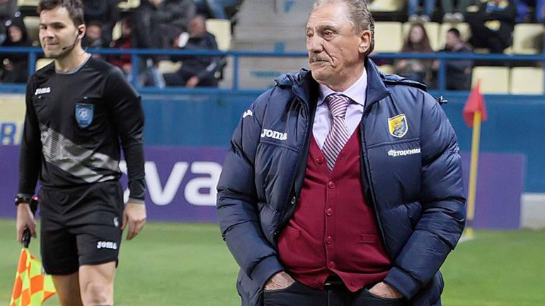 Συνεχίζει στον Παναιτωλικό ο Ματζουράκης