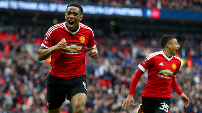 Στον τελικό η Γιουνάιτεντ, 2-1 την Έβερτον