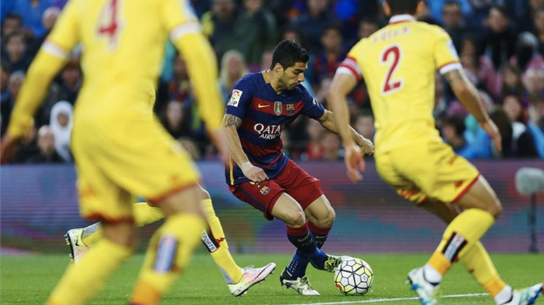 Στην κορυφή η Μπαρτσελόνα, 6-0 τη Χιχόν