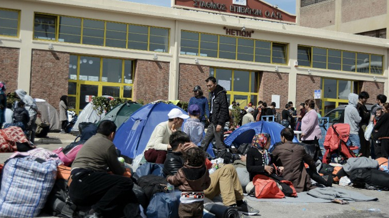 Στους 3.280 οι μετανάστες και πρόσφυγες στο λιμάνι του Πειραιά