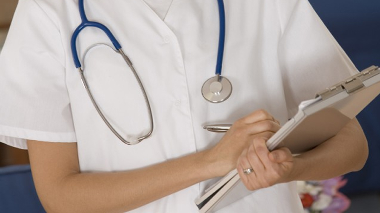 «Μαϊμού» αποκλειστικές στα νοσοκομεία του Ηρακλείου – Τέσσερις συλλήψεις