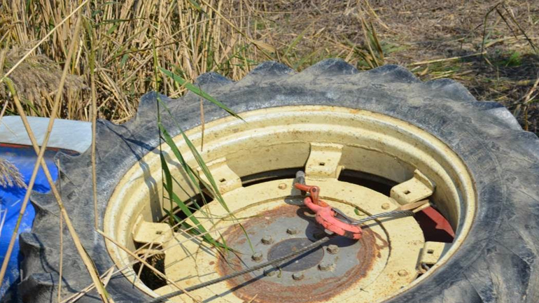 Κορινθία: Νεκρός αγρότης που καταπλακώθηκε από τρακτέρ