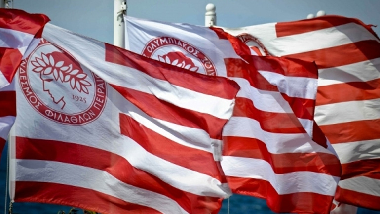 «Συγχαρητήρια στην γυναικεία ομάδα μπάσκετ του Ολυμπιακού»