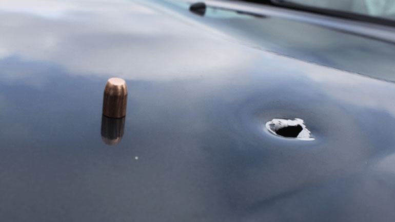 Ηράκλειο: «Γάζωσε» αυτοκίνητο με σφαίρες για κτηματικές διαφορές;