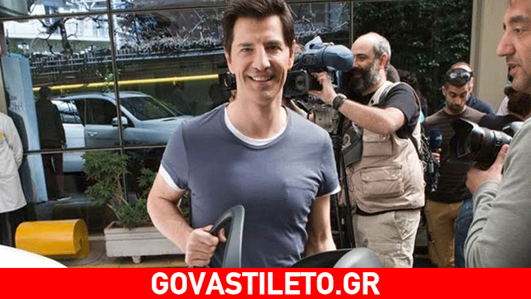 Σάκης Ρουβάς: Η πρώτη φωτογραφία αγκαλιά με τον γιο του