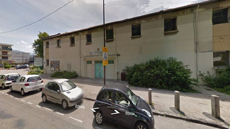 Γαλλία: Πυροβολισμοί με δύο νεκρούς μπροστά σε σχολείο