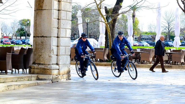 Περιπολίες με ποδήλατα και στην Κέρκυρα