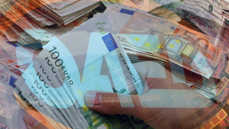 “Αδειάζουν” τα ταμειακά διαθέσιμα