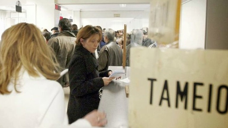 Reuters: Τα λεφτά στα ταμεία φτάνουν μέχρι τα τέλη Μαΐου Reuters: Τα λεφτά στα ταμεία φτάνουν μέχρι τα τέλη Μαΐου