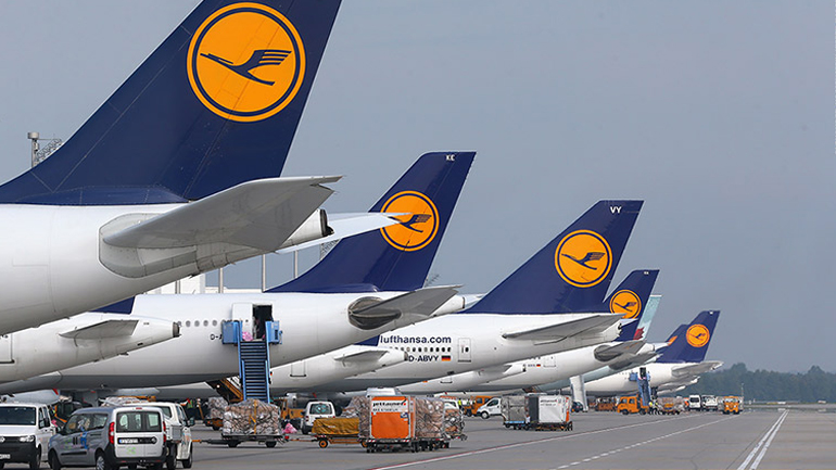 Ακυρώνονται 895 πτήσεις της Lufthansa
