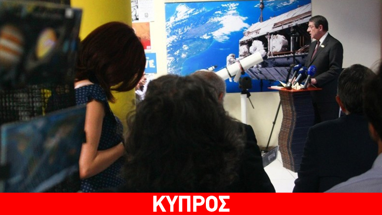 Ζωντανή σύνδεση με το CERN