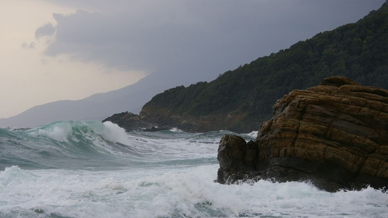 Ηράκλειο: Ώρες αγωνίας για πατέρα και γιο που πήγαν για ψάρεμα