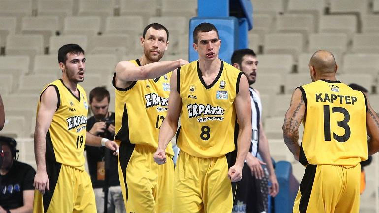 Στα ημιτελικά η ΑΕΚ, 61-54 τον ΠΑΟΚ