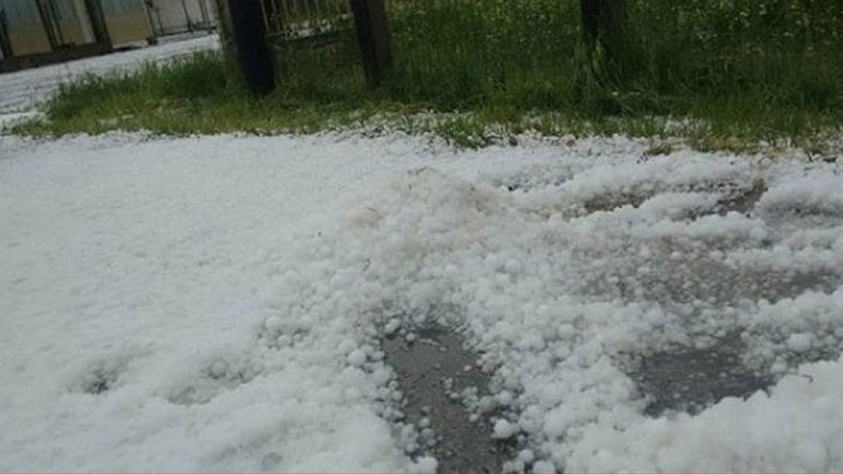 Ζημίες στον Έβρο από την ξαφνική χαλαζόπτωση