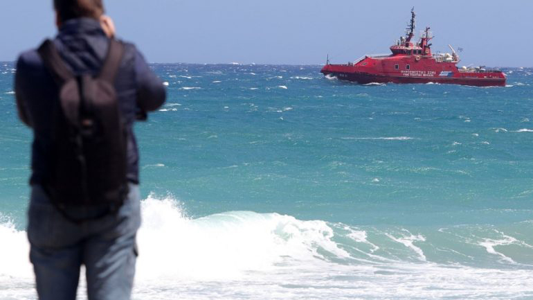 Συνεχίζονται οι έρευνες για τον αγνοούμενο ψαρά και τον γιο του στον Καρτερό Ηρακλείου