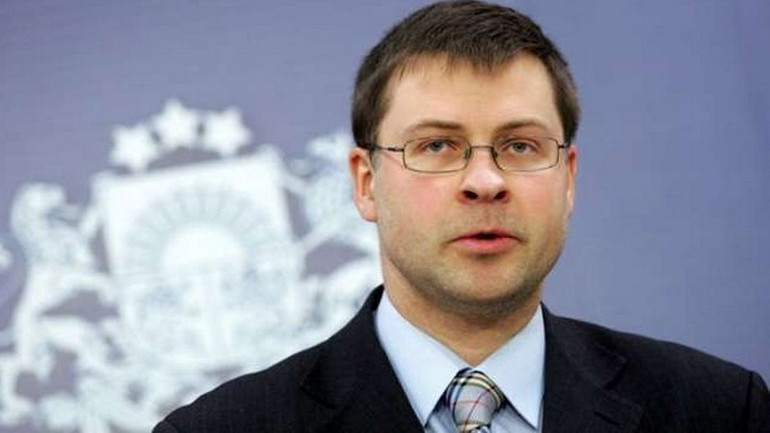 Ντομπρόβσκις: Χρειάζεται περισσότερος χρόνος για να συζητηθούν τα έκτακτα μέτρα