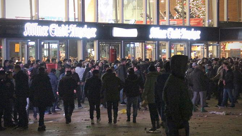 Συνελήφθη ένας από τους δράστες των σεξουαλικών επιθέσεων στην Κολωνία