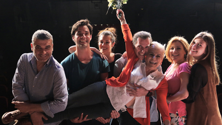 «Κι ένα εξοχικό παρακαλώ!» στο θερινό θέατρο «Αθηνά»