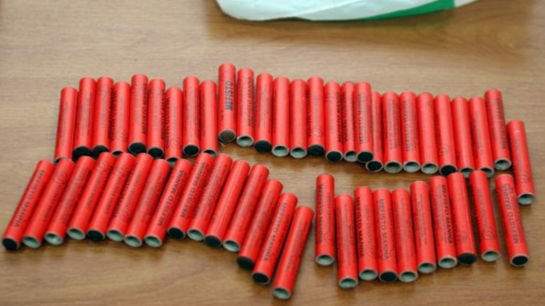 Τρίπολη: Δύο συλλήψεις για κροτίδες σε Κόρινθο και Μολάους