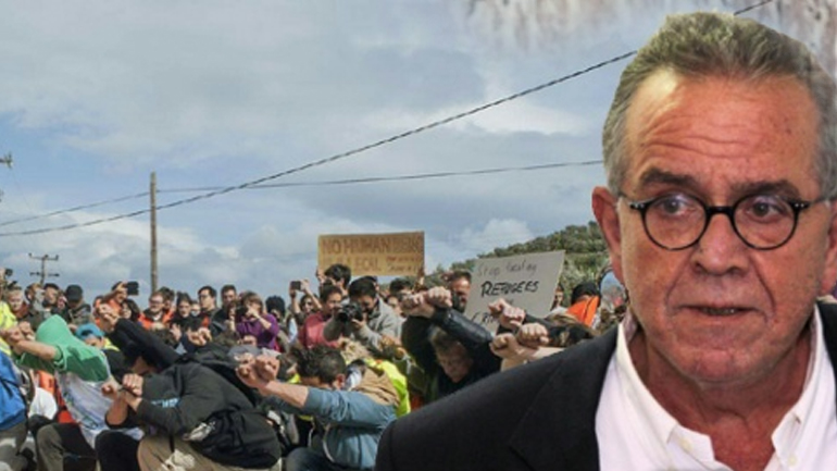 Μουζάλας προς αστυνομικούς στη Μόρια: Είστε μα@@@ες