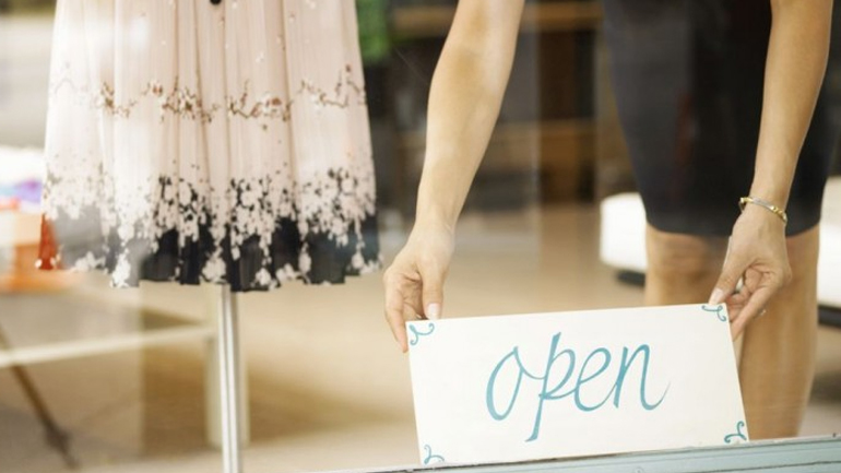 Πώς θα λειτουργήσουν σήμερα και αύριο τα καταστήματα;