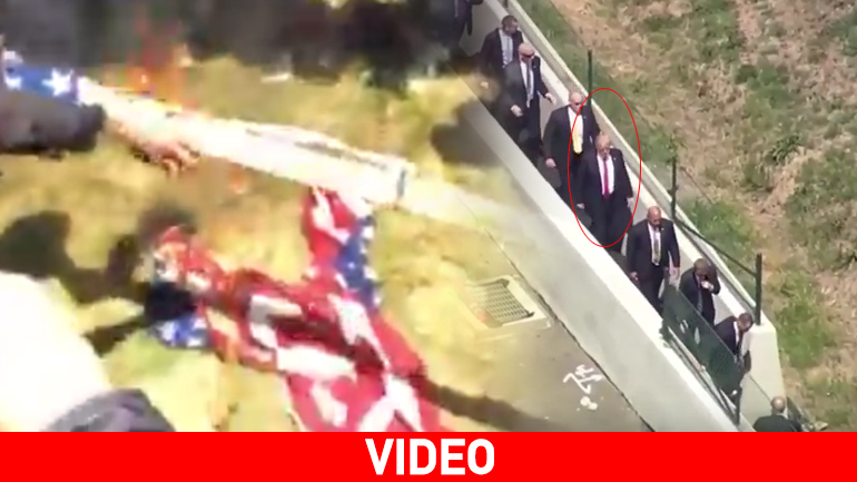 Επεισόδια σε διαδήλωση κατά του Τραμπ – Τον ανάγκασαν να μπει από την πίσω πόρτα ξενοδοχείου Επεισόδια σε διαδήλωση κατά του Τραμπ – Τον ανάγκασαν να μπει από την πίσω πόρτα ξενοδοχείου