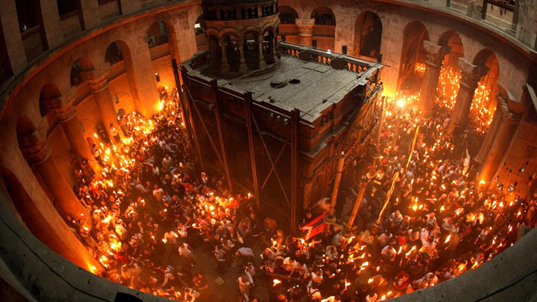 Ξεκίνησε η τελετή αφής του Αγίου Φωτός στα Ιεροσόλυμα