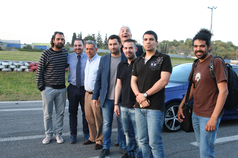 zougla.gr και 4 Τροχοί στο Kartodromo για την δημιουργία κοινωνικού μηνύματος με θέμα αλκοόλ και οδήγηση...