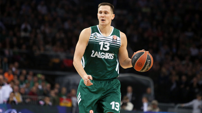 Στα ημιτελικά με «σκούπα» η Ζαλγκίρις