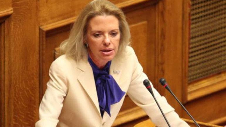 Κυρώσεις σε κράτη-μέλη για τη μη εφαρμογή της μετεγκατάστασης προσφύγων ζητεί η Ε. Βόζεμπεργκ