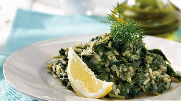 Φτιάξτε το σπανακόρυζο του Άκη Πετρετζίκη