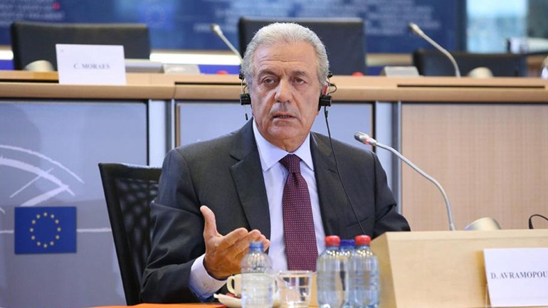 Αβραμόπουλος: Η Ελλάδα έχει σημειώσει τεράστια πρόοδο στο προσφυγικό