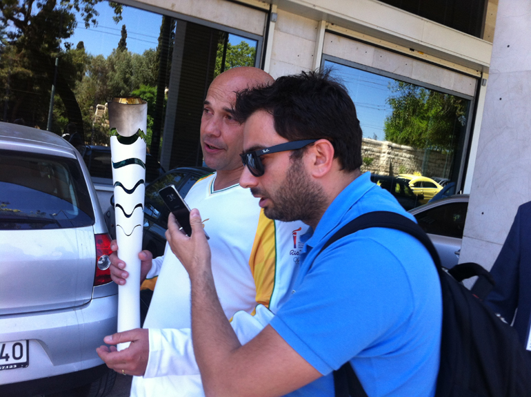 Το zougla.gr με τον Βασίλη Σαρημπαλίδη ήταν δίπλα στον Guillaume Cartier και πριν το... γεύμα!