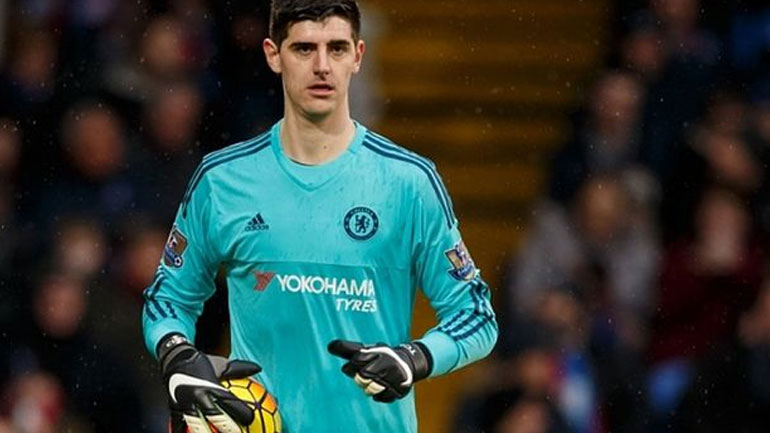 Κουρτουά: «Δυνατά του χρόνου για το πρωτάθλημα»