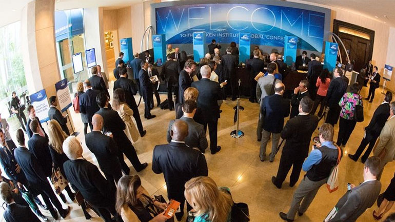 Παγκόσμιο συνέδριο για «Το μέλλον της ανθρωπότητας»: Έρχονται τα ρομπότ για να πάρουν τις δουλειές σας