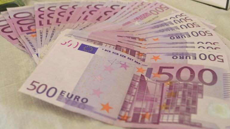 Σταματά την εκτύπωση χαρτονομισμάτων των 500 ευρώ η ΕΚΤ