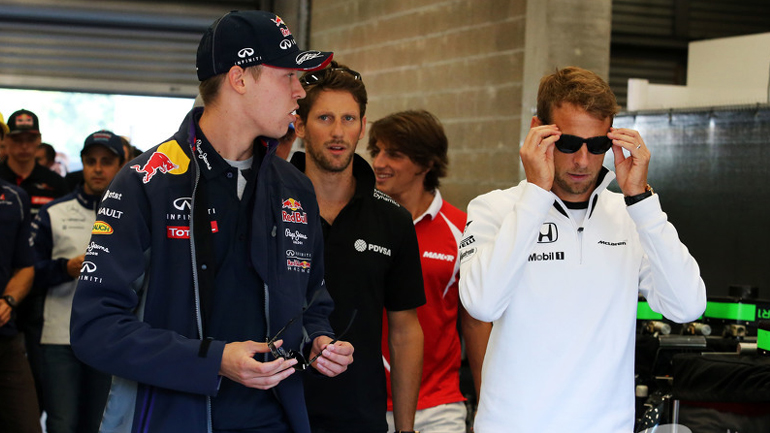 Σπόντες από τον Button στη Red Bull για την τιμωρία του Kvyat