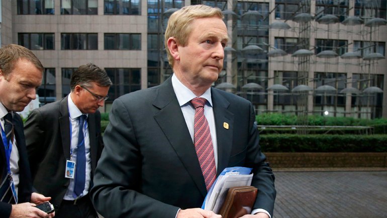 Ο Έντα Κένι επανεκλέχτηκε πρωθυπουργός της Ιρλανδίας