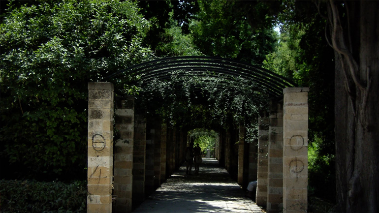 Έκλεισαν οι πύλες του Εθνικού Κήπου λόγω των συγκεντρώσεων