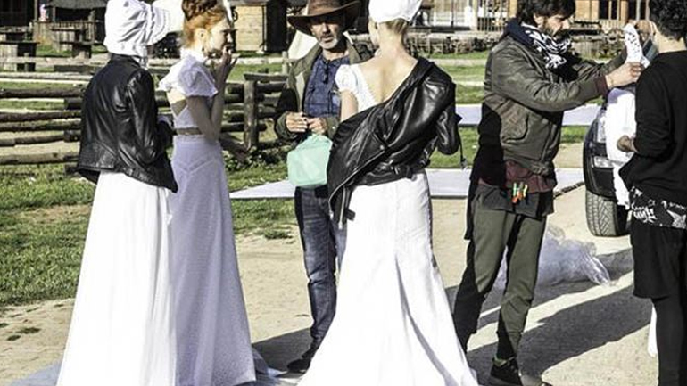 Kontantinos Melis by Laskos: Η επιβλητική καμπάνια για τα 10 χρόνια του οίκου!