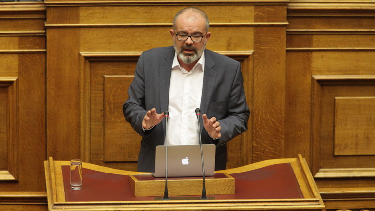 Κ. Μπαργιώτας: Δημιουργείτε ένα χάσμα γενεών