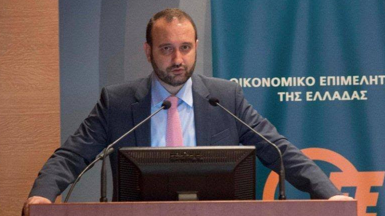 Κόλλιας: Τα ψέμματα τελείωσαν για τους οικονομολόγους βουλευτές