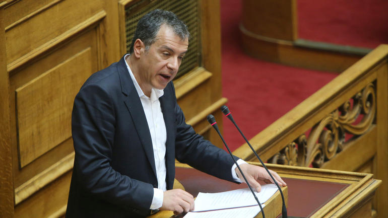 Στ. Θεοδωράκης: Παροιμιώδης η ανικανότητα της κυβέρνησης Στ. Θεοδωράκης: Παροιμιώδης η ανικανότητα της κυβέρνησης