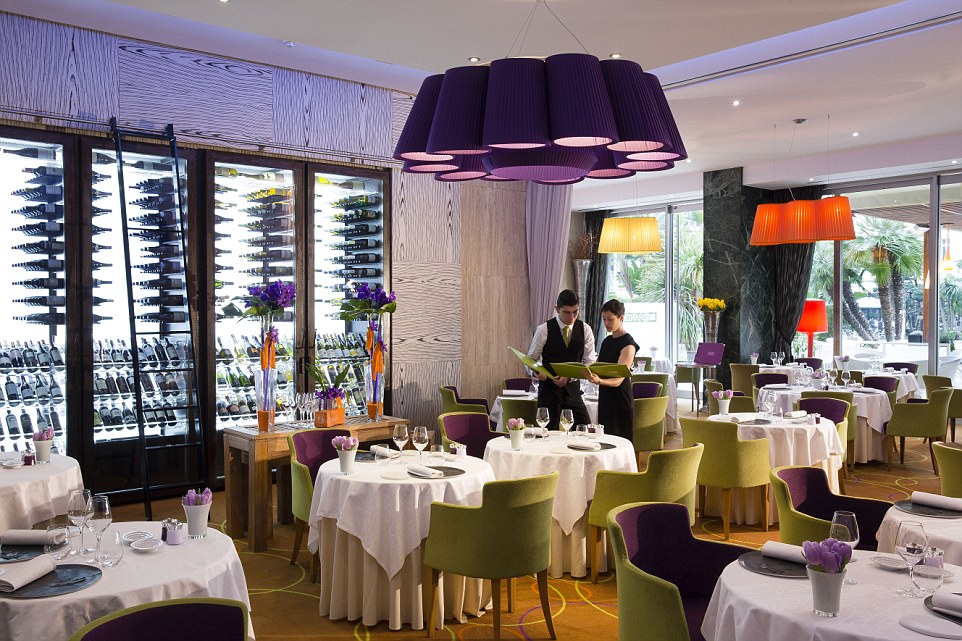 Το εστιατόρειο Park 45 του ξενοδοχείου Le Grand Hotel